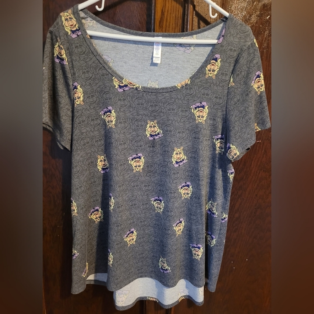 LulaRoe Classic T